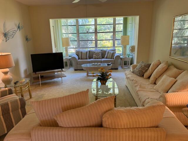 Foto del edificio - 2820 SW 22nd Ave