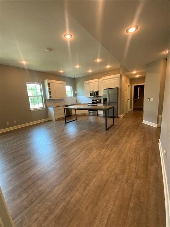 212 SE A St Unit 21, Bentonville, AR 72712 Condo for Rent in