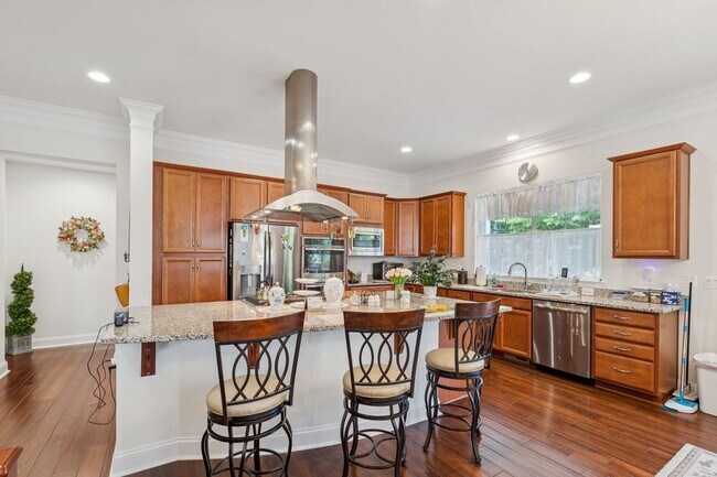 Building Photo - 213 Grebe Dr