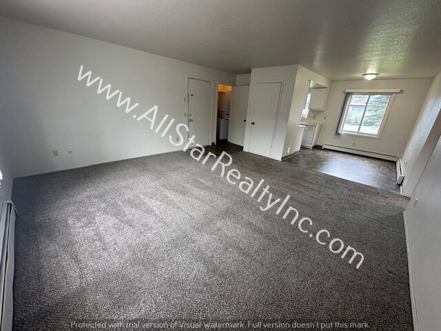 Foto del edificio - 216 N Flower St