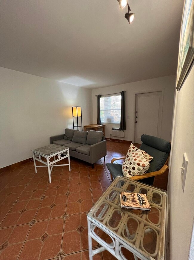 Building Photo - 311 Inlet Way