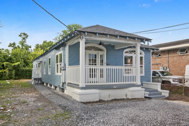 Building Photo - 4922 Clara St