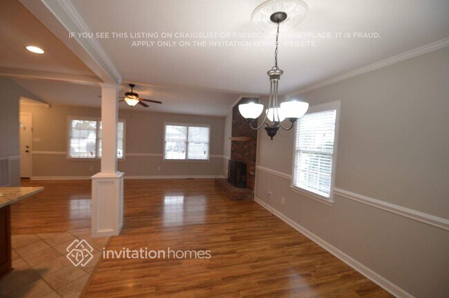 Foto del edificio - 3650 Farm Lake Dr SW