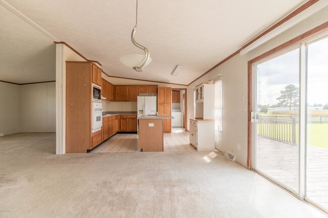 Building Photo - 1378 Halltown Rd