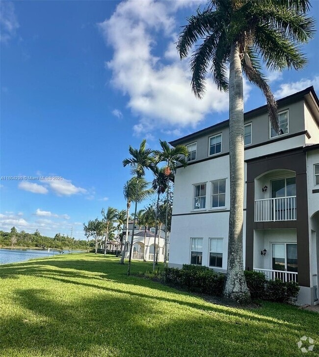 Building Photo - 4361 SW 160th Ave