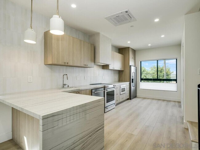 Foto del edificio - 4109 Udall St