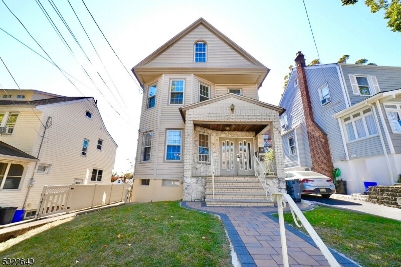 Primary Photo - 225 Joralemon St
