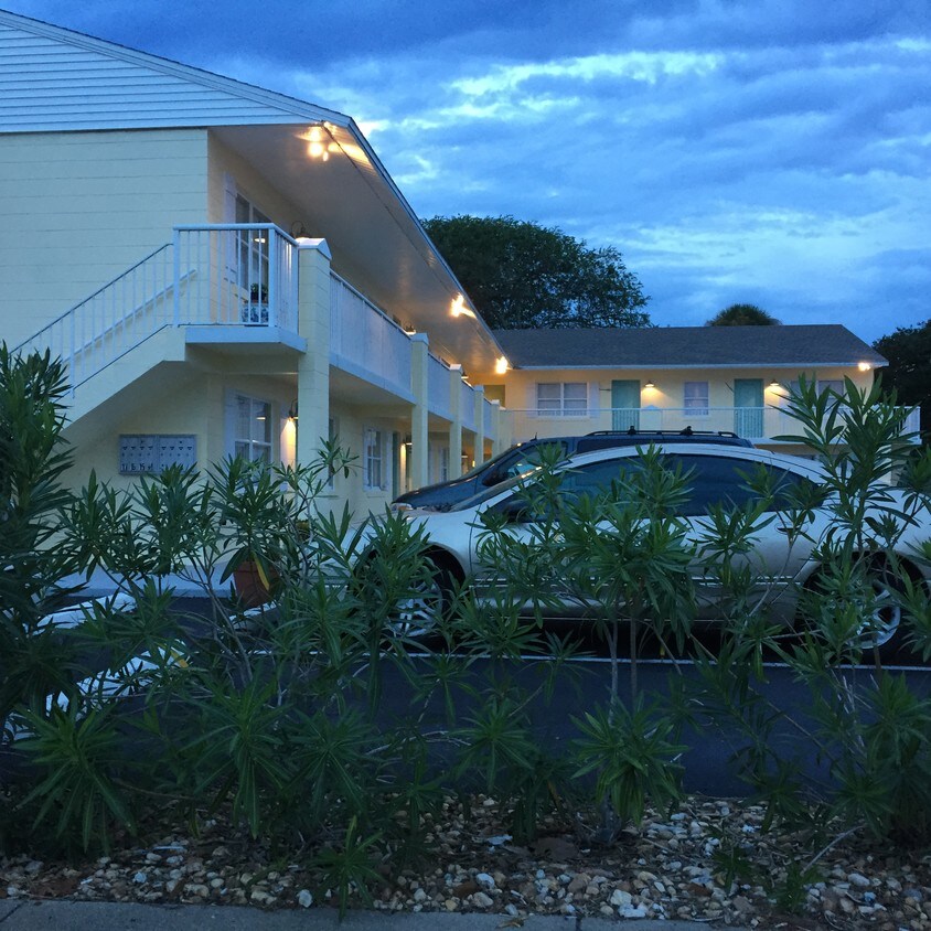 4064 Halifax Dr Unit 12, Port Orange, FL 32127 Apartment for Rent in