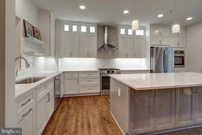 Building Photo - 10539 Tuckerman Heights Cir