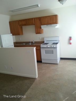Primary Photo - 416 6th St