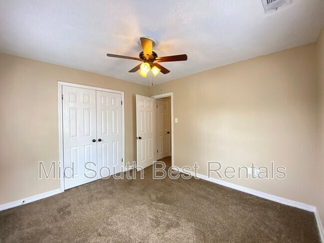 Foto del edificio - 1901 S Grant St