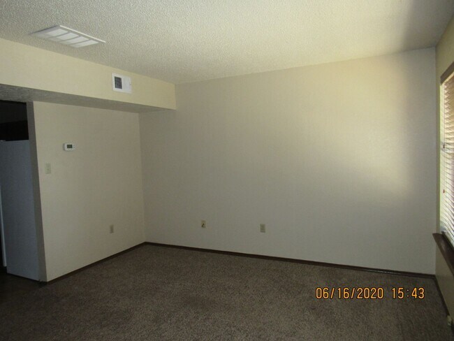 Foto del edificio - 2809 NW 46th St