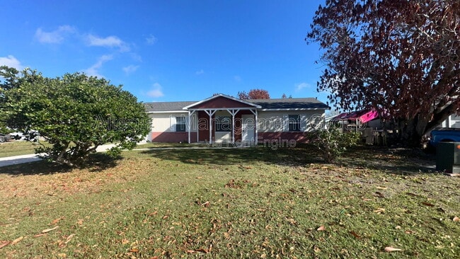 Photo - 165 Toluca Dr House