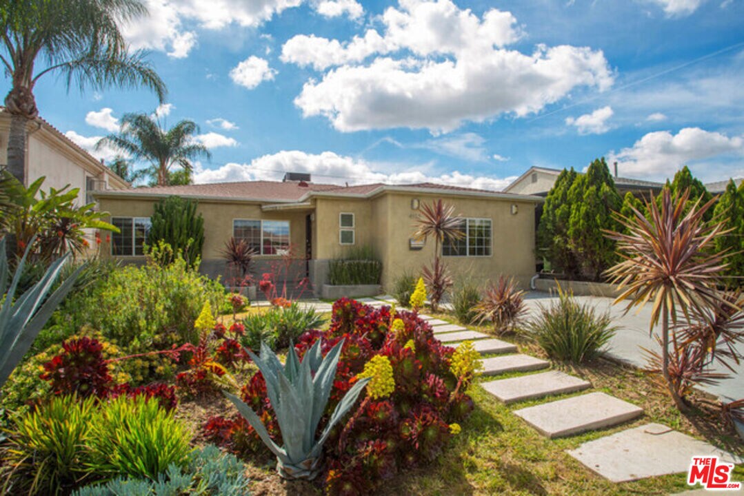 Primary Photo - 4116 Verdugo View Dr