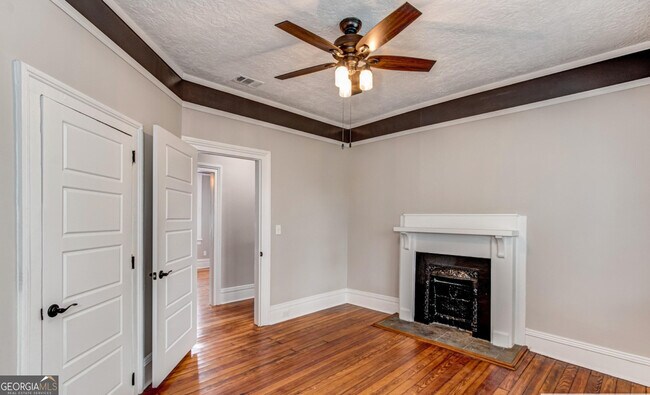 Foto del edificio - 136 Broad St