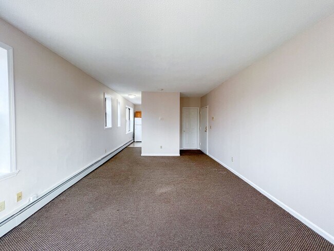 Foto del interior - 26 Congress St / Luca Investments LLC