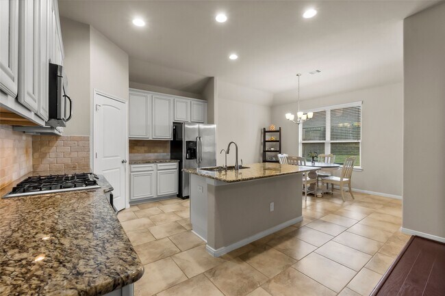 Building Photo - 1506 Judson Oak Dr