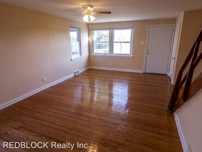 Building Photo - 181 W 65th Ave