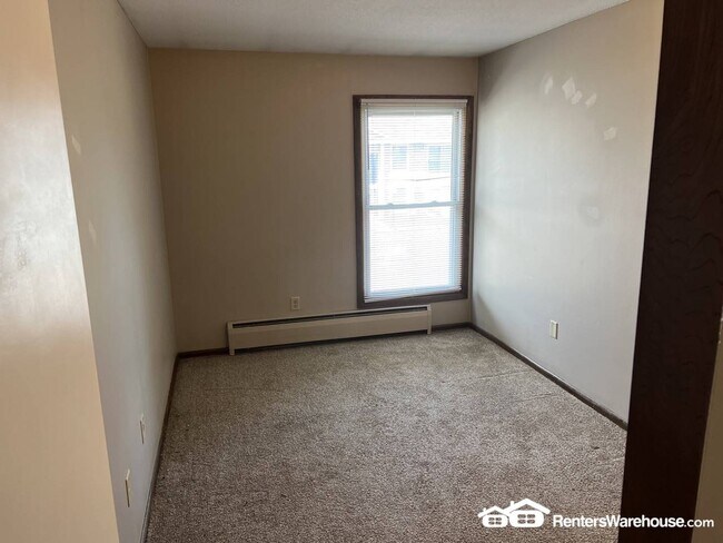 Foto del edificio - 900 6th St S