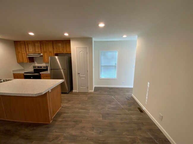 Foto del edificio - Newly Remodeled Bonney Lake Gem- Modern Co...