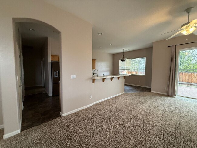 Foto del edificio - Beautiful Home in Sparks!