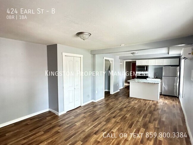 Building Photo - Adorable Studio Now Available!