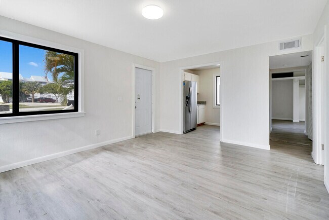 Foto del edificio - 652 Hernando St