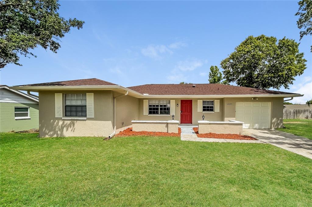 Foto principal - 12345 Mayberry Rd