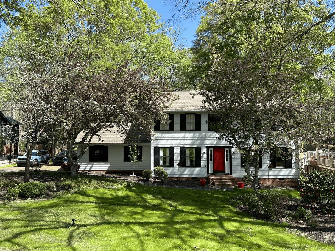 Primary Photo - 510 Squire Cir