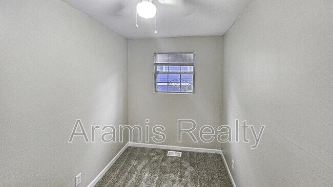 Foto del edificio - 166 Sewanee Ave NW