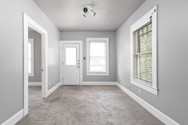 Foto del edificio - 2102 Brackenridge St