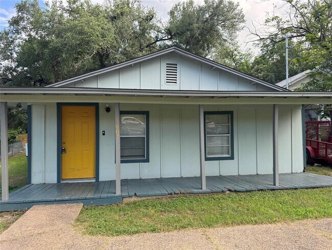Foto del edificio - 5007 Heflin Ln