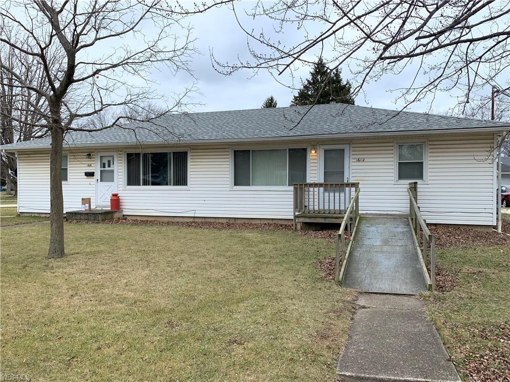 Primary Photo - 1612 Maple Dr