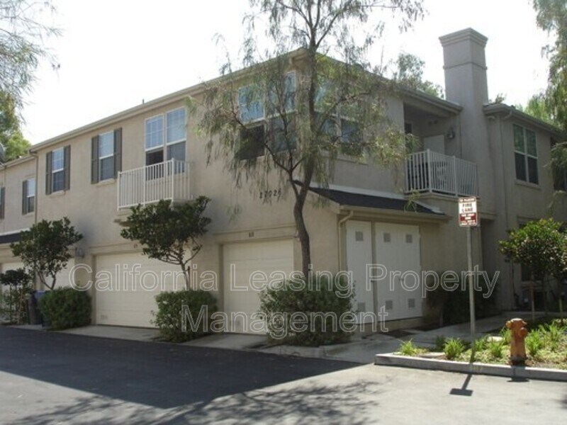 27026 Victoria Ln Unit 88, Santa Clarita, CA 91355 Condo for Rent in