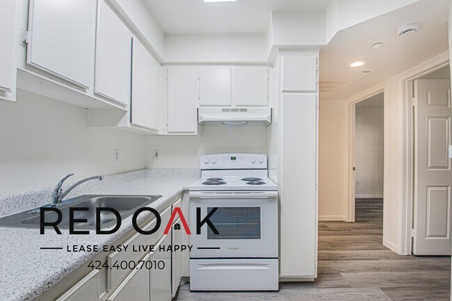 Building Photo - 32325 S Pasadena St