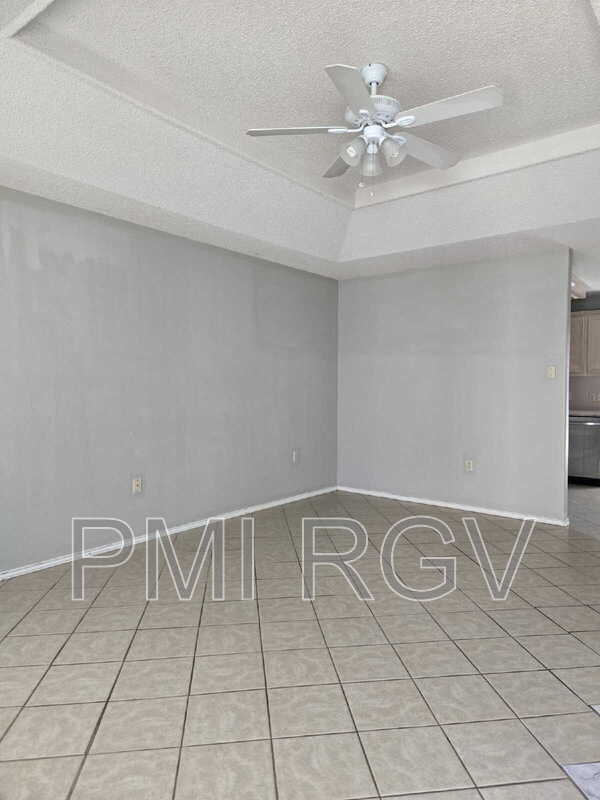 Foto del edificio - 6804 N 7th Ct