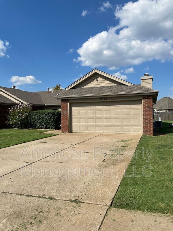 Building Photo - 13105 E 44th St