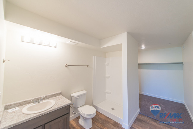 Building Photo - New 3 bed 2 bath Condo Heber Valley