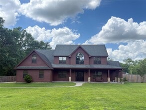 Building Photo - 2063 Apache Dr