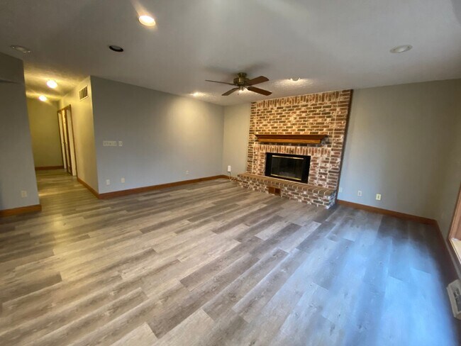 Foto del edificio - -TSC school District