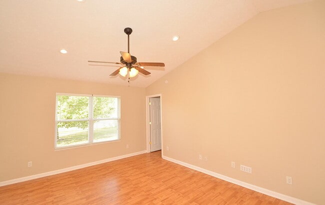 Building Photo - 5842 Kiah Ct