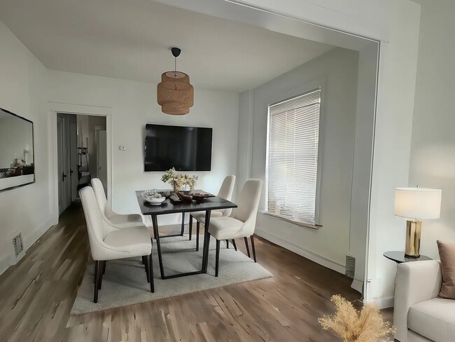 Foto del edificio - 3287 W Wrightwood Ave