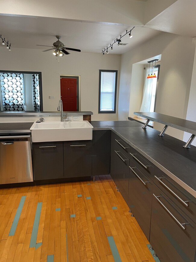 Foto del edificio - 1735 NW 13th St