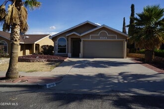 Building Photo - 11712 Balladeer Ave
