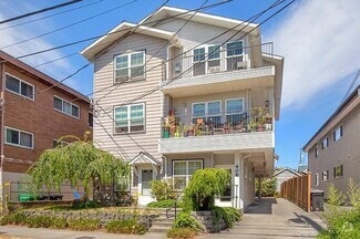 Building Photo - 406 N 45th St