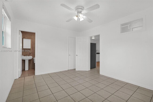 Foto del edificio - 577 NW 90th St