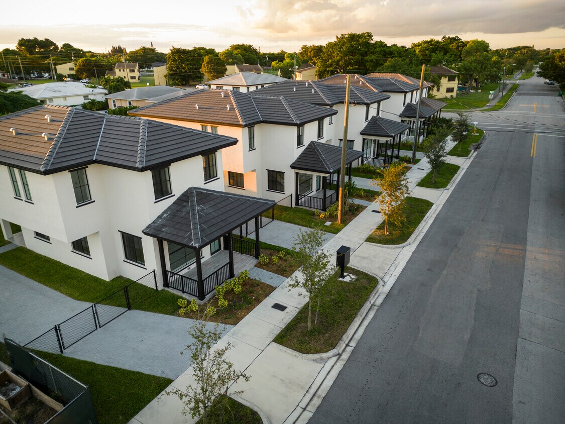 Foto principal - 18020 SW 103rd Ave