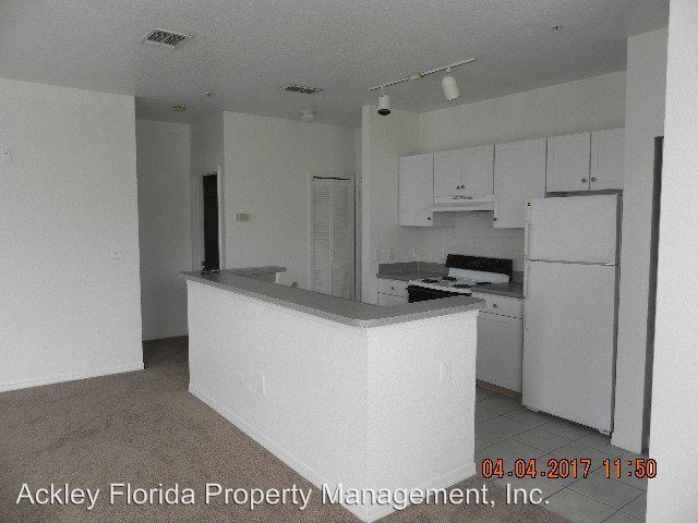Building Photo - 8904 Legacy Ct