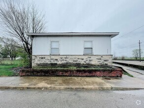 Building Photo - 925 W Willard St