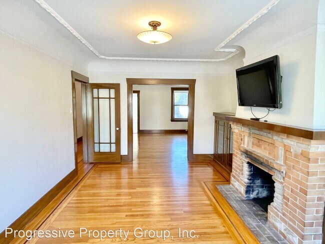 Building Photo - 3 br, 1 bath House - 506 Connecticut Street